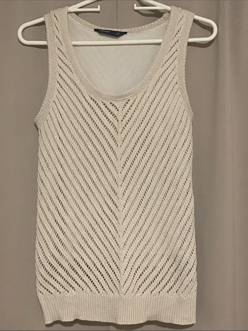Simply Vera Vera Wang knit tank with lining cream color